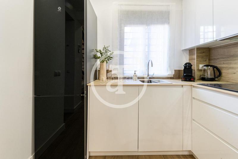 Foto 30235839-1031-4848-b7bd-a00e07c1afef. Rent duplex with heating in Peñagrande Madrid