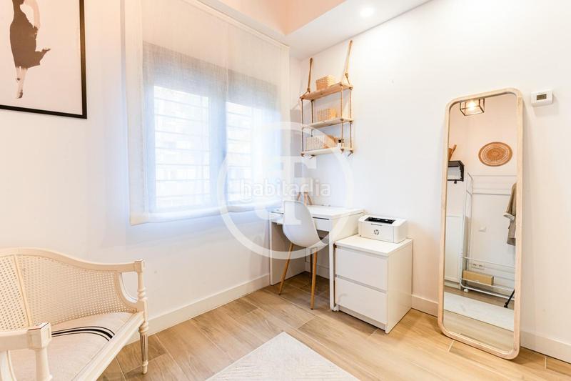 Foto 3c4cbe92-a93d-4307-8449-ccab0e880fb3. Rent duplex with heating in Peñagrande Madrid