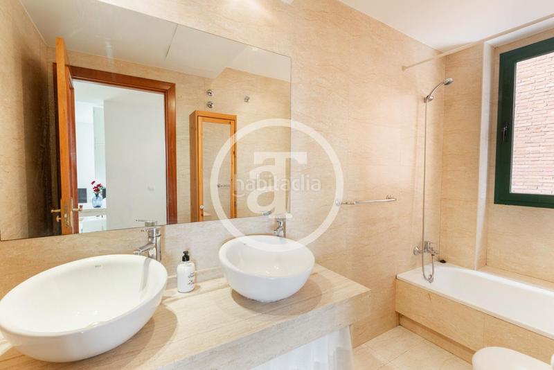 Foto 7d317eef-0e75-4f35-8f1b-41d3740f28ef. Rent flat in calle de josé maría pemán 51 in San Isidro Madrid