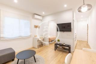 Lloguer Pis  C. de rafael herrera. Piso de alquiler temporal de 1 habitación en chamartin