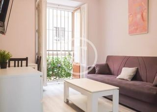 Lloguer Pis  Calle de embajadores. Piso de alquiler temporal de 1 habitación y 1 baño en el centro