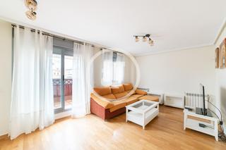 Lloguer Àtic  Calle fuente cisneros. Ático dúplex de alquiler temporal de 3 habitaciones y 3 baños co