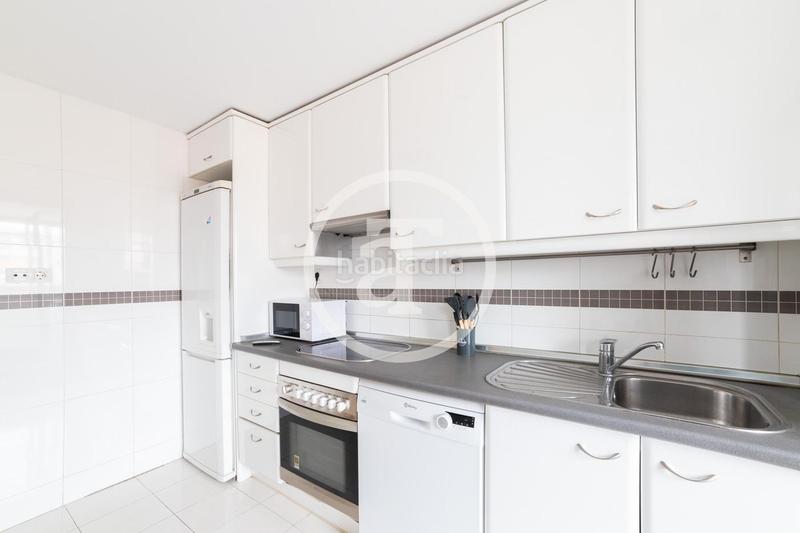 Foto 715d5310-4f6d-4885-af53-8407c3ae23da. Rent penthouse with heating parking in Parque Oeste-Fuente Cisneros Alcorcón