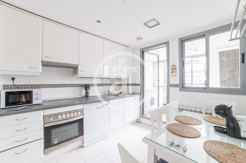 Foto b8f1ab2b-e692-4b15-8987-4ef5ae19caec. Rent penthouse with heating parking in Parque Oeste-Fuente Cisneros Alcorcón