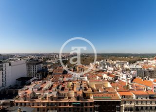 Miete Etagenwohnung in Calle de la princesa 3. Piso de alquiler temporal de 1 habitación, 1 baño y vistas abier