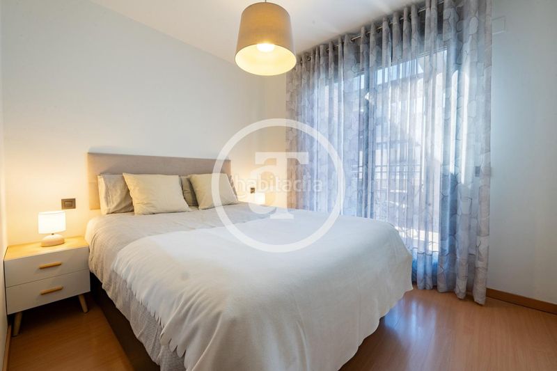 Foto 5831cece-42d4-453e-b71a-c3d4474e1ecf. Alquiler ático  de alquiler temporal de 2 habitaciones, 2 baños, terraza, piscina y parking en hortaleza en Madrid