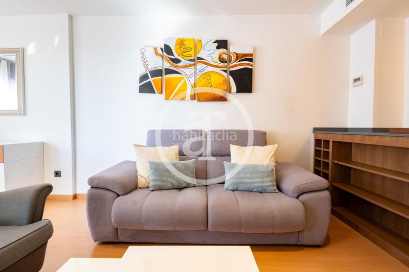 Foto b453633e-a985-4820-a28e-738f431dd1fb. Alquiler ático  de alquiler temporal de 2 habitaciones, 2 baños, terraza, piscina y parking en hortaleza en Madrid