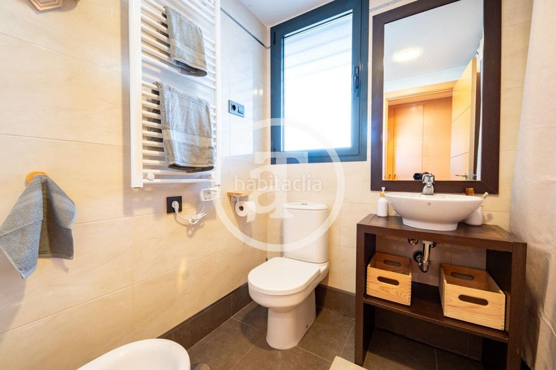 Foto e146982b-4c11-408f-9cd8-5d06737830c5. Alquiler ático  de alquiler temporal de 2 habitaciones, 2 baños, terraza, piscina y parking en hortaleza en Madrid