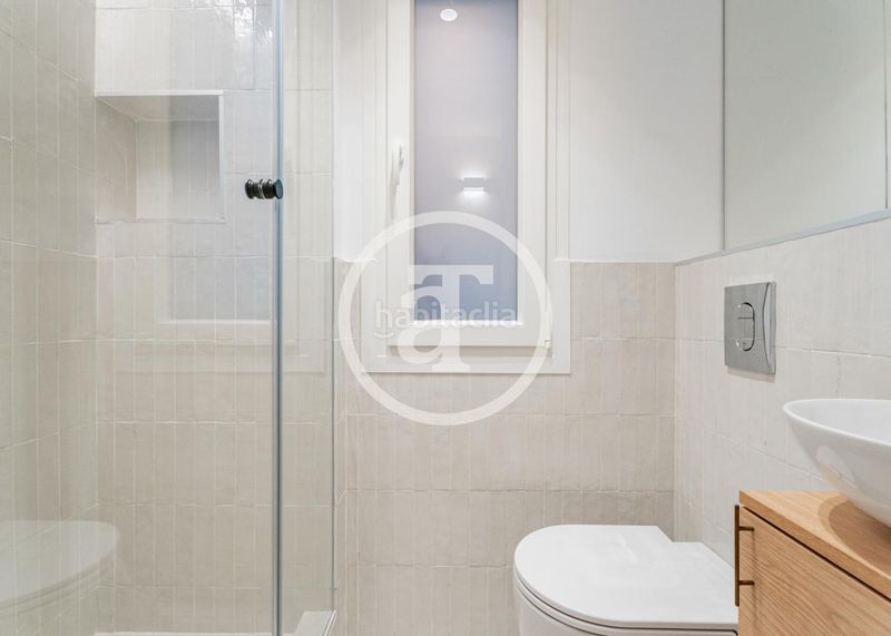 Foto aa2d2ab4-47bb-470d-934e-aaee2b774f42. Alquiler piso  de alquiler temporal de 2 habitaciones y 1 baño en chamberí en Madrid