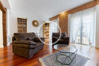 Lloguer Pis  Calle de calatrava. Apartamento de alquiler temporal de 1 habitación suite con balcó