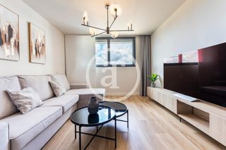 Etagenwohnung in Paseo de la Dirección