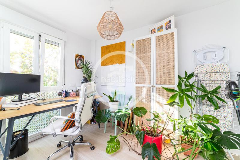 Foto a5fb51c2-37e8-4359-914f-76aeea10ce17. Alquiler piso  de alquiler temporal de 2 habitaciones y terraza privada en Valdeacederas en Madrid