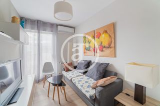 Location Appartement  P.º de extremadura. Piso de alquiler temporal de 1 habitación con vestidor y balcón