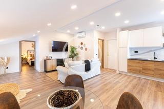 Lloguer Àtic  C. de lópez de hoyos. Ático de alquiler temporal de 2 habitaciones y 1 baños en prospe