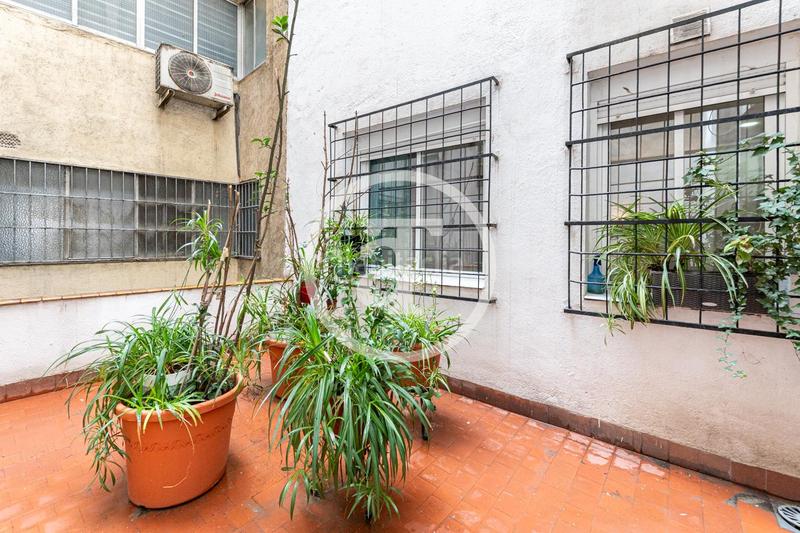 Foto 5956ae34-26f5-46e8-9b72-dfd744a0129e. Alquiler estudio  de alquiler temporal de 1 habitación y 1 baño en centro Palacio en Madrid