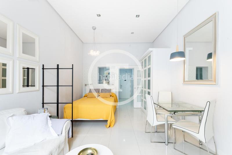 Foto 0fd53b14-1b44-4c8f-9c7b-a1c6a6e6b650. Location appartement avec chauffage dans Sol Madrid