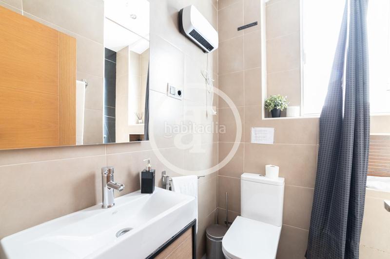 Foto 64042747-a138-4564-9067-501aa0695e5d. Affitto appartamento in calle del sombrerete 1 in Madrid