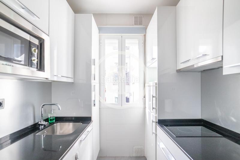 Foto edb4b9dc-d9d5-45aa-8655-0aa00cea4004. Location appartement dans calle del sombrerete 1 dans Madrid