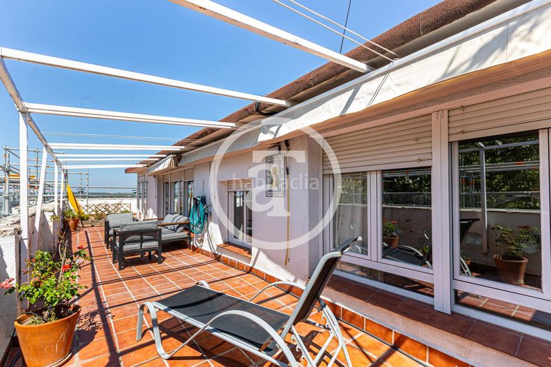 Alquiler Ático  en  Calle san quintín 10. Ático de alquiler temporal de 1 habitación con terraza con vista