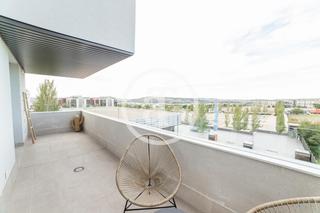 Location Appartement  Av. de josé hierro. Piso de alquiler temporal de 1 habitación y terraza en rivas vac