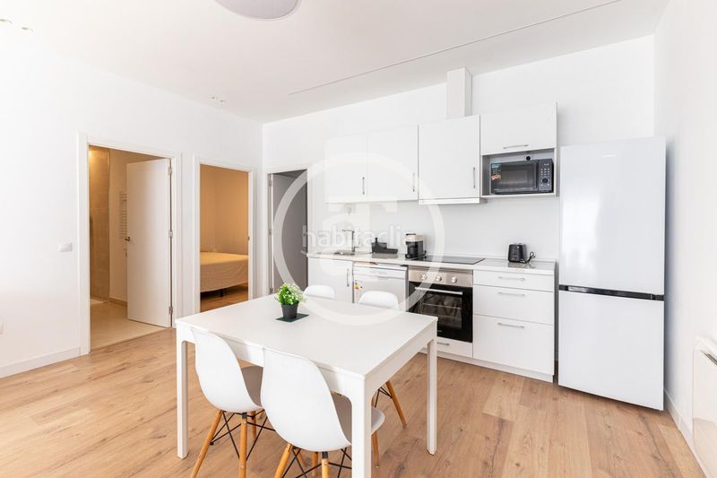 Foto fbc8333d-7bc3-456f-8443-c378fd52ede3. Lloguer pis amb calefacció a San Juan Bautista Madrid