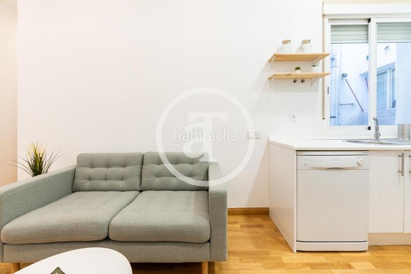 Foto 4cbfec7c-969a-4935-b258-fa75ae5df714. Alquiler piso  de alquiler temporal de 1 habitación y 1 baño en chueca en Madrid