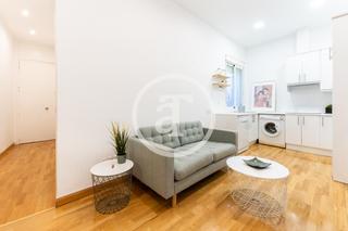 Lloguer Pis  C. de pelayo. Piso de alquiler temporal de 1 habitación y 1 baño en chueca