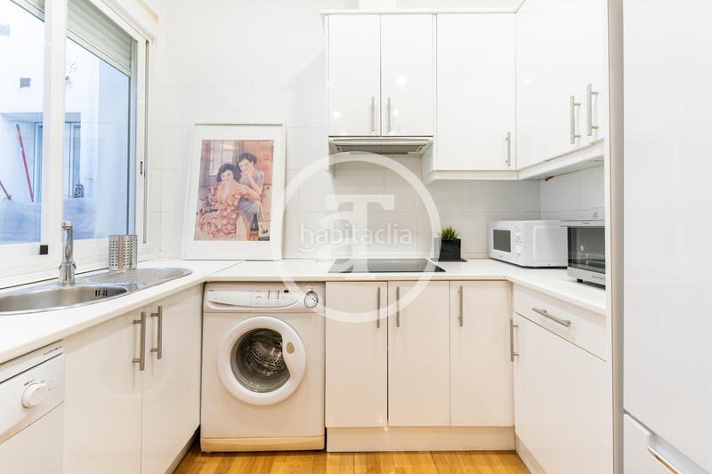 Foto 2616bd3b-332e-40aa-a1b9-b13a8643d5f8. Lloguer pis amb calefacció a Justicia-Chueca Madrid