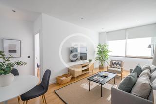 Location Appartement  Calle de villanueva. Piso de alquiler temporal de 1 habitación con vestidor y 1 baño