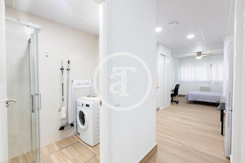 Foto d33c8719-9cef-4b2b-b014-7003d88a24fa. Alquiler estudio en calle de san manuel 3 estudio de alquiler temporal de 1 habitación y 1 baño en latina en Madrid