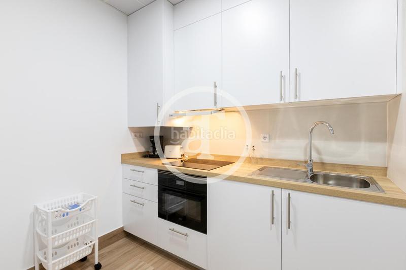 Foto cc075802-4c3e-492d-b8a4-22b8e0d1e6c5. Location studio dans calle de san manuel 3 dans Aluche Madrid
