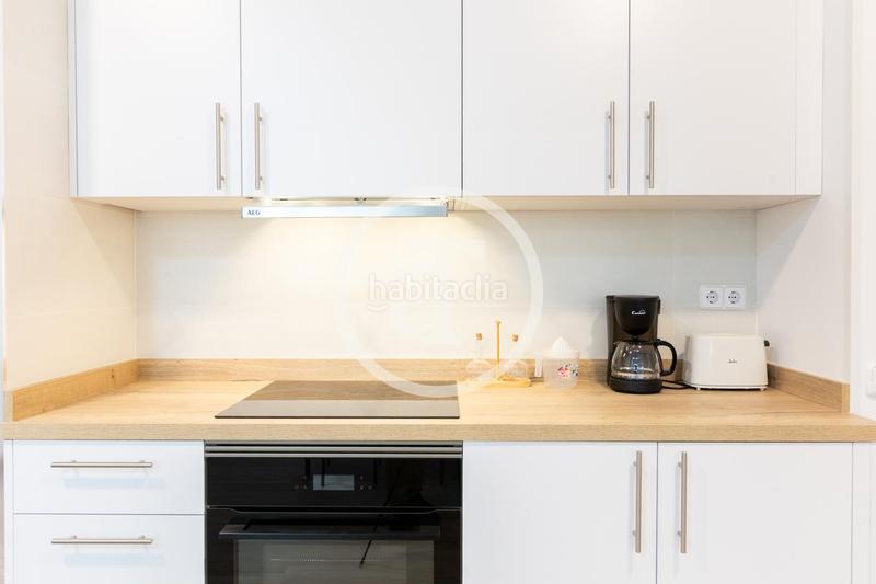 Foto 8c64f4e8-e7dc-4daa-87aa-4f8897e4c695. Rent flat in calle de san manuel 3 in Aluche Madrid