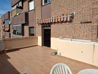 Piso  Avenida de la constitucion 74. Tu nuevo hogar: luz, espacio y una terraza de ensueño en móstole