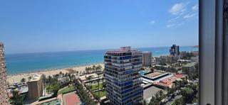 Maison à Avinguda de la costa blanca 131. Ático reformado con vistas al mar en playa de san juan