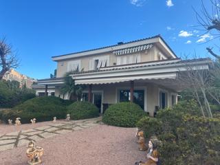 Xalet en Carrer cies 2b. Descubre la joya