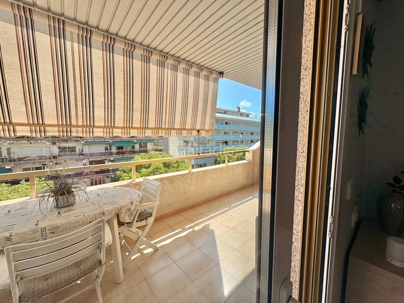 Foto 0e297ddc-49b8-4a35-a5e6-df74780e7ba8. Attico in carrer de carles buïgas 43 in Mar i Camp - Platja dels Capellans Salou