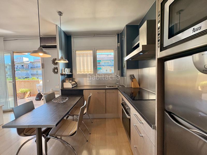 Foto 19e20615-5932-43ba-876d-6c3d528fea2f. Attico in carrer de carles buïgas 43 in Mar i Camp - Platja dels Capellans Salou