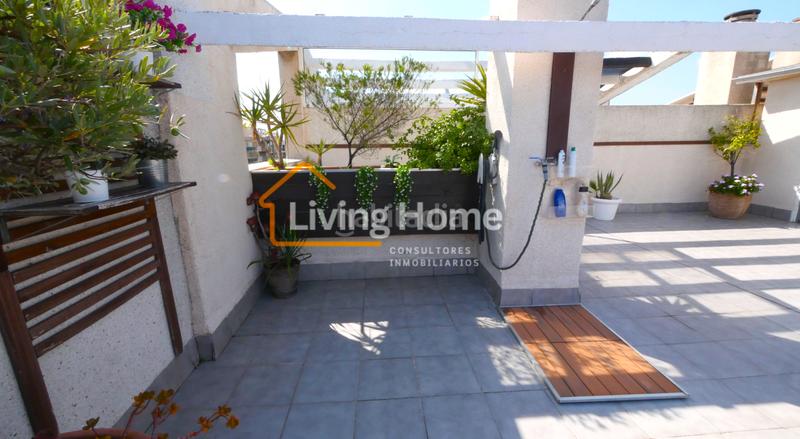 Foto 80c3eb23-0d95-4f42-bb31-0a47fc619a03. Attico in carrer de carles buïgas 43 in Mar i Camp - Platja dels Capellans Salou