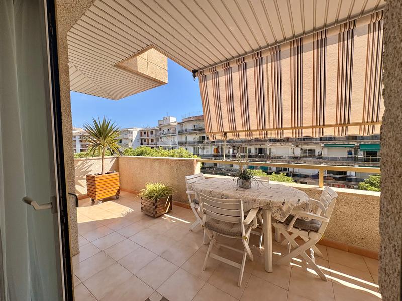 Foto cc7da436-58df-4b29-942b-68ae9ec84acc. Attico in carrer de carles buïgas 43 in Mar i Camp - Platja dels Capellans Salou