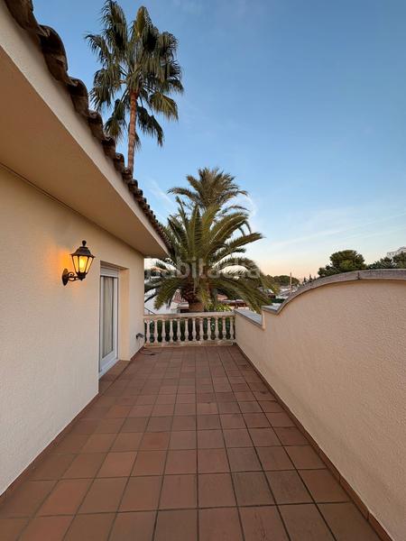 Foto 2acfdc42-a1f4-415e-9e01-5494f43a91e9. Chalet avec cheminée chauffage parking piscine dans Cambrils