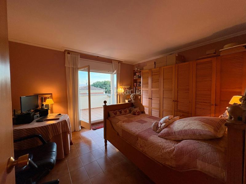 Foto dc1f1ae0-d8b6-4ea4-97d7-ab57637aab6a. Chalet avec cheminée chauffage parking piscine dans Cambrils