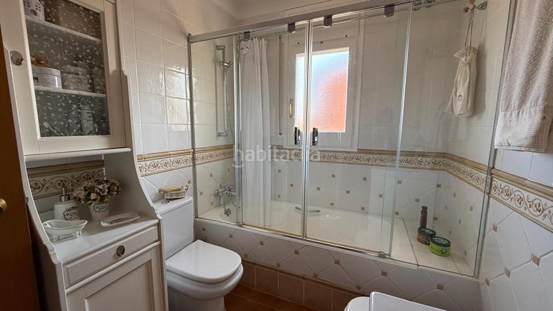 Foto e346adf6-62ad-4766-8ca9-22325a4a9a02. Chalet avec cheminée chauffage parking piscine dans Cambrils