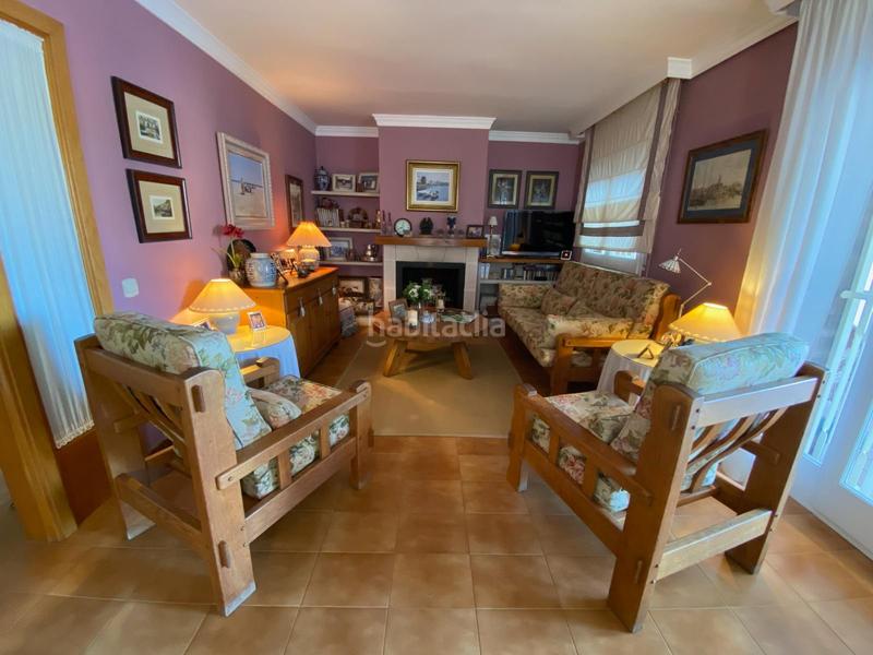 Foto f5868103-1526-4e7d-80a7-6d5574ab5a35. Chalet avec cheminée chauffage parking piscine dans Cambrils