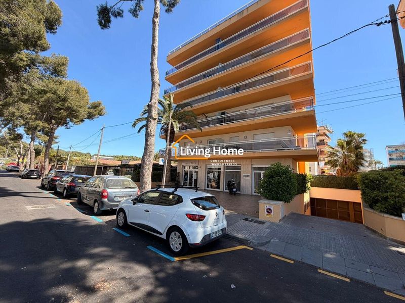 Foto a82736d7-311d-44da-9ea7-c125a8f5021a. Pis a Mar i Camp - Platja dels Capellans Salou