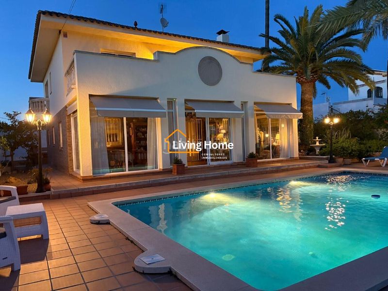 Foto 267fb560-8191-4497-a236-a1b1031d269f. Chalet en Cambrils mediterrani Cambrils