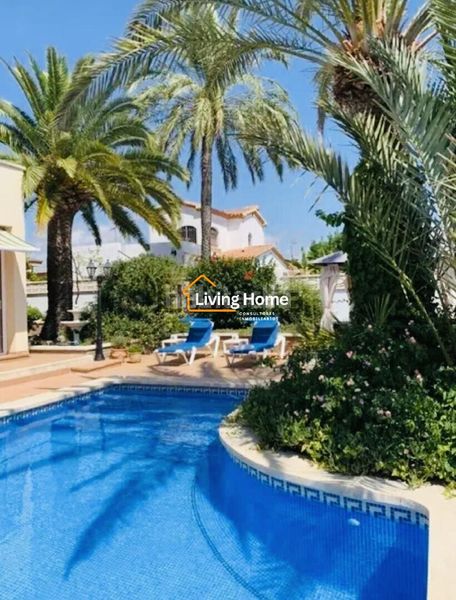 Foto 53b27fd1-fe37-42ed-9792-a3b5a8332e5b. Chalet en Cambrils mediterrani Cambrils