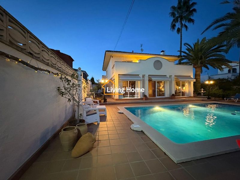 Foto 6da79c3d-a1b6-470d-8255-cc4259e677fe. Chalet en Cambrils mediterrani Cambrils