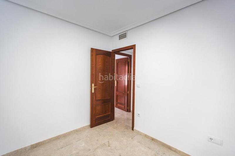 Foto a30c596d-5796-4bda-a878-9d527fc396c2. Piso  en avda. cañito bazan en Tablero Bajo - Arruzafilla Córdoba