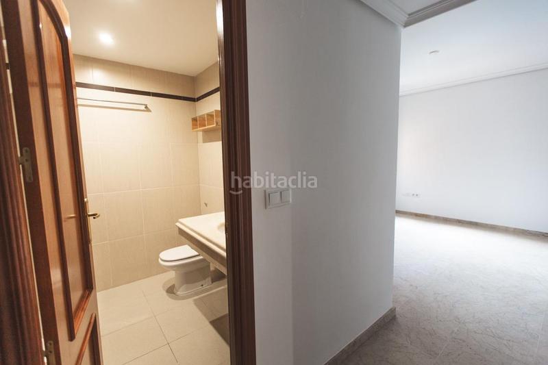 Foto c5325af3-5354-470d-963a-340e7565be18. Piso  en avda. cañito bazan en Tablero Bajo - Arruzafilla Córdoba