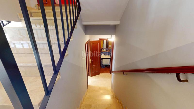 Foto f0d128ef-869e-4ab8-8569-8f956ee2be80. Casa adosada casa con garaje en olivos borrachos en Córdoba